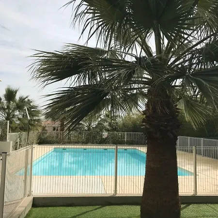 Studio Proche De La Plage